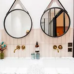 Hotel Lola Boutique - Centre 2*
