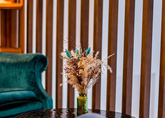 Lola Boutique - Centre 2* Bordeaux