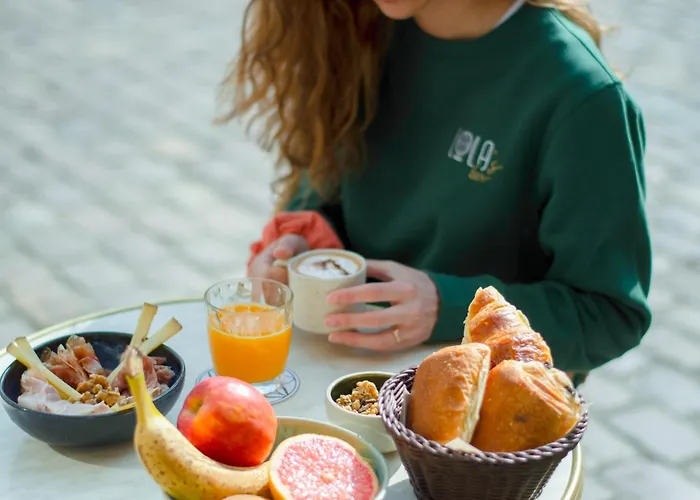 Lola Boutique - Centre Hotel 2*