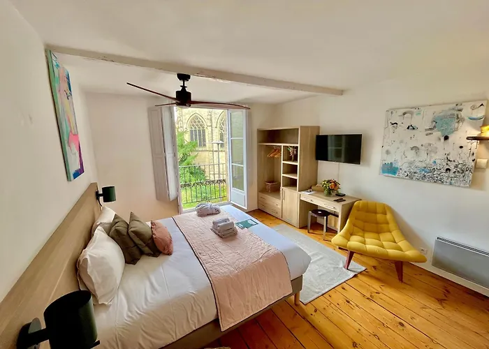 Lola Boutique - Centre 호텔