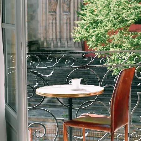 Lola Boutique - Centre Hotel