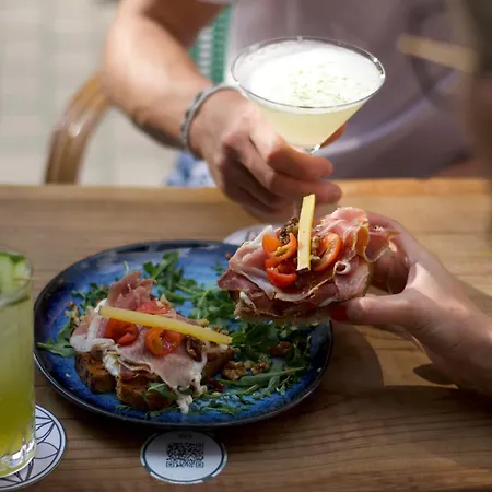 Hotel Lola Boutique - Centre 2*